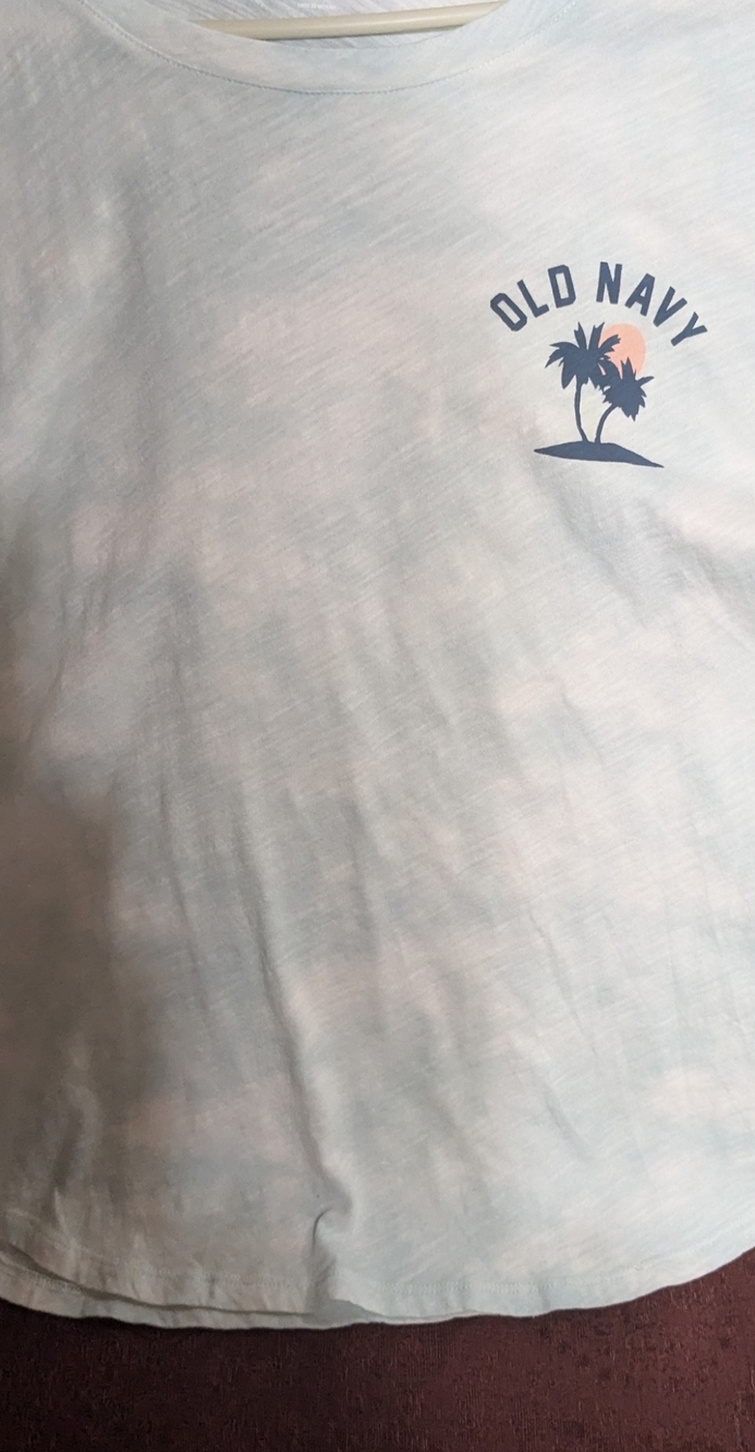 Old Navy Women's Light Mint Colored And White Tie Dye Tee with Palm Tree Graphic